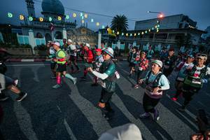 BIB: 
                            <button type="button" onclick="openModal(26233159)" class="btn btn-primary btn-sm float-right btn-popup" data-toggle="modal" data-target=".modal-high-quality">
                        <i class="fas fa-shopping-cart"></i> Add to Cart
                    </button>
                                            <button type="button" onclick="isThisMe(26233159, true)" class="btn btn-success btn-sm float-right btn-popup btn-isme hidden" data-toggle="tooltip" data-placement="bottom" title="นี่คือรูปของคุณใช่ไหม คลิกที่นี่เพื่อเอาเข้าอัลบั้ม">
                        <i class="fas fa-plus"></i> Add to album
                    </button>
                    <button type="button" onclick="isThisMe(26233159, false)" class="btn btn-warning btn-sm float-right btn-popup btn-isnotme hidden">
                        <i class="fas fa-ban"></i> Remove from album
                    </button>